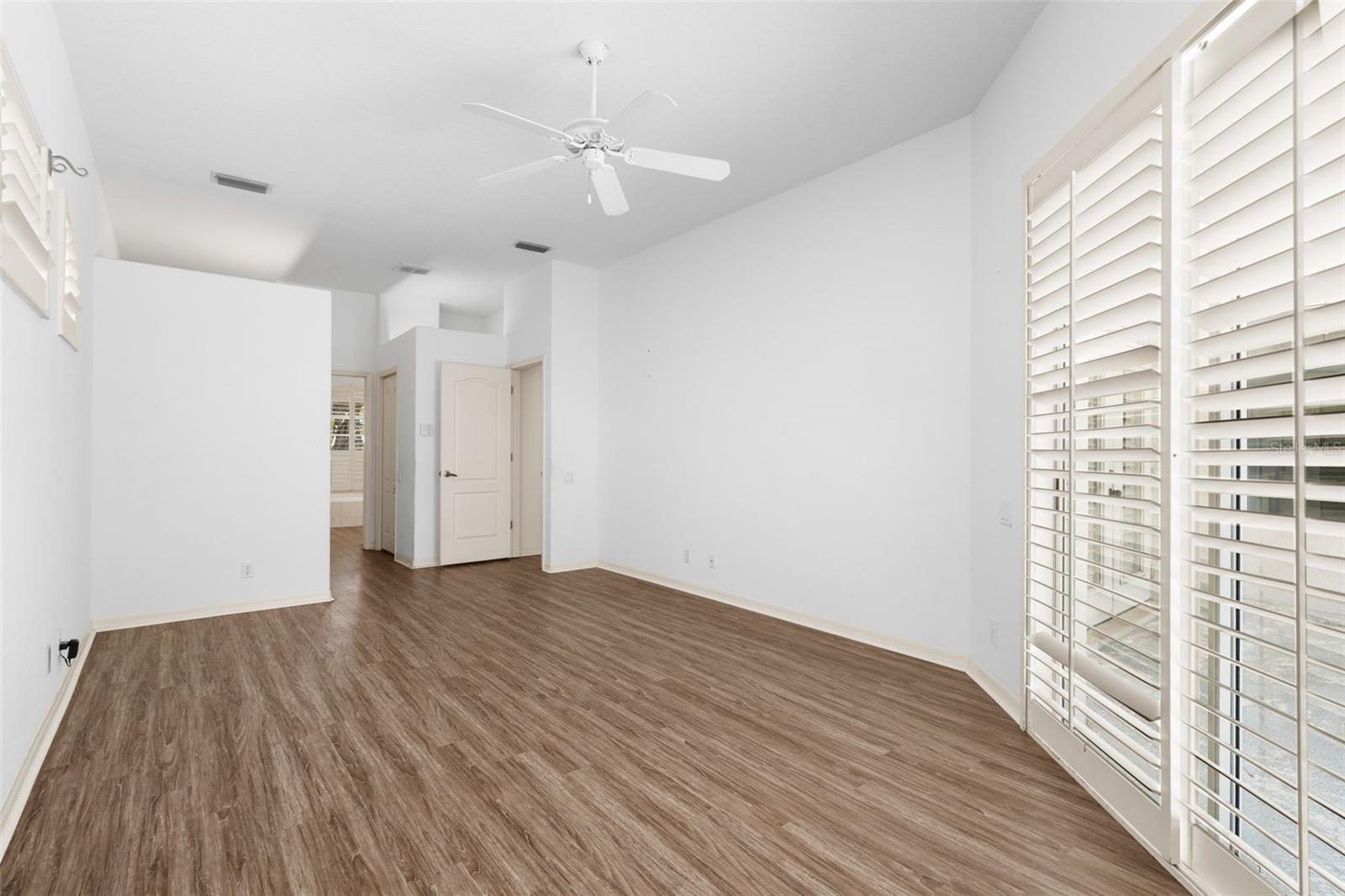 11105 28TH STREET CIR E