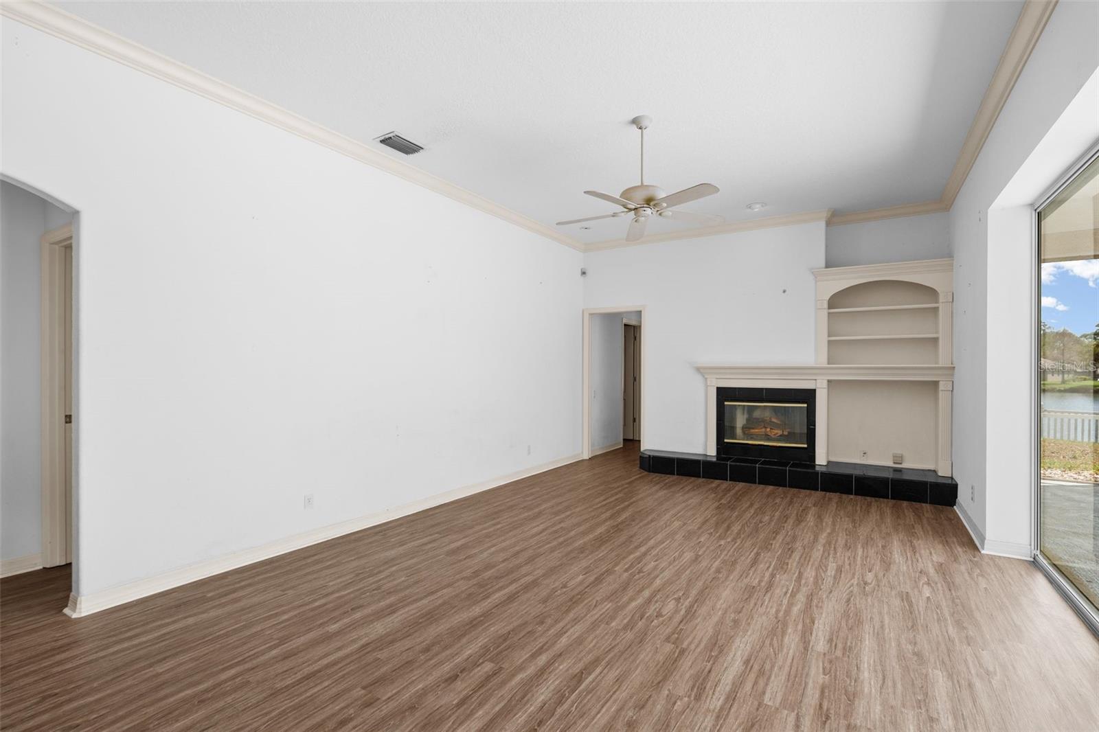 11105 28TH STREET CIR E