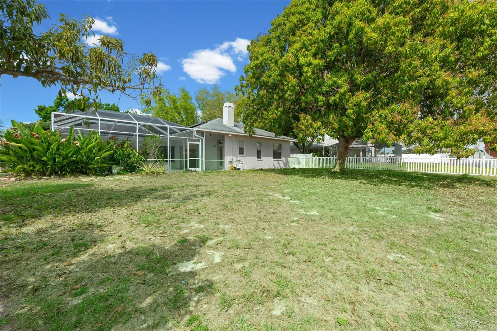 11105 28TH STREET CIR E