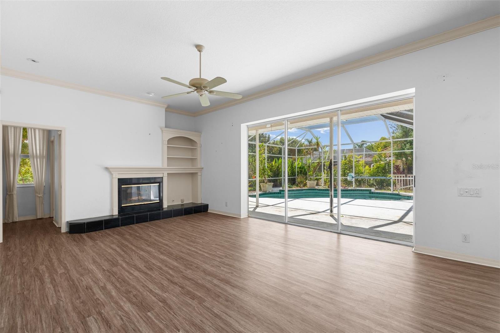 11105 28TH STREET CIR E