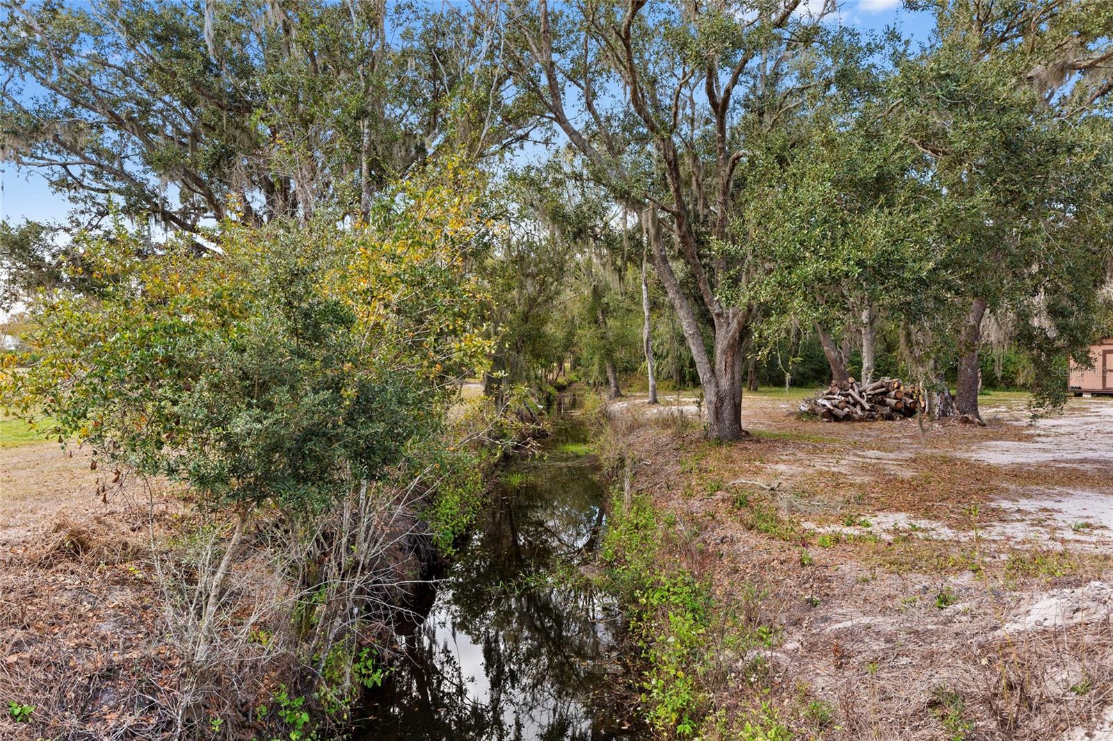 6506 COUNTY ROAD 675 E