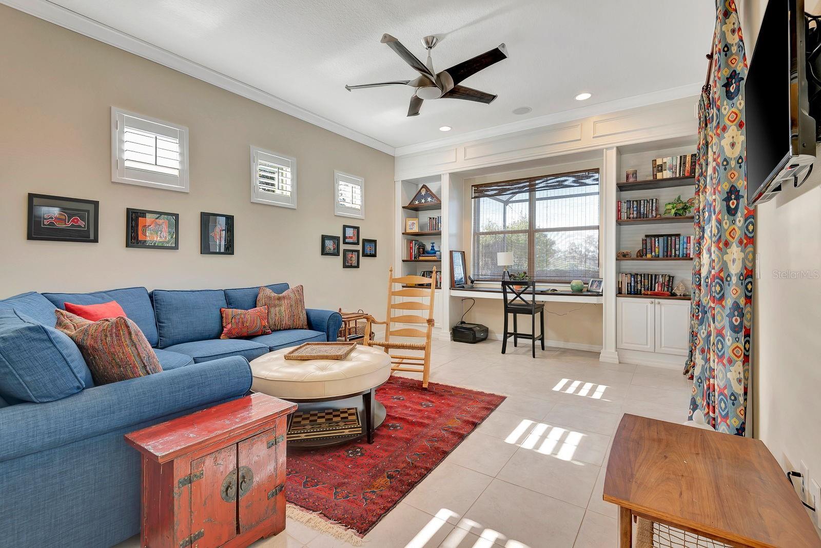 1484 HICKORY VIEW CIR