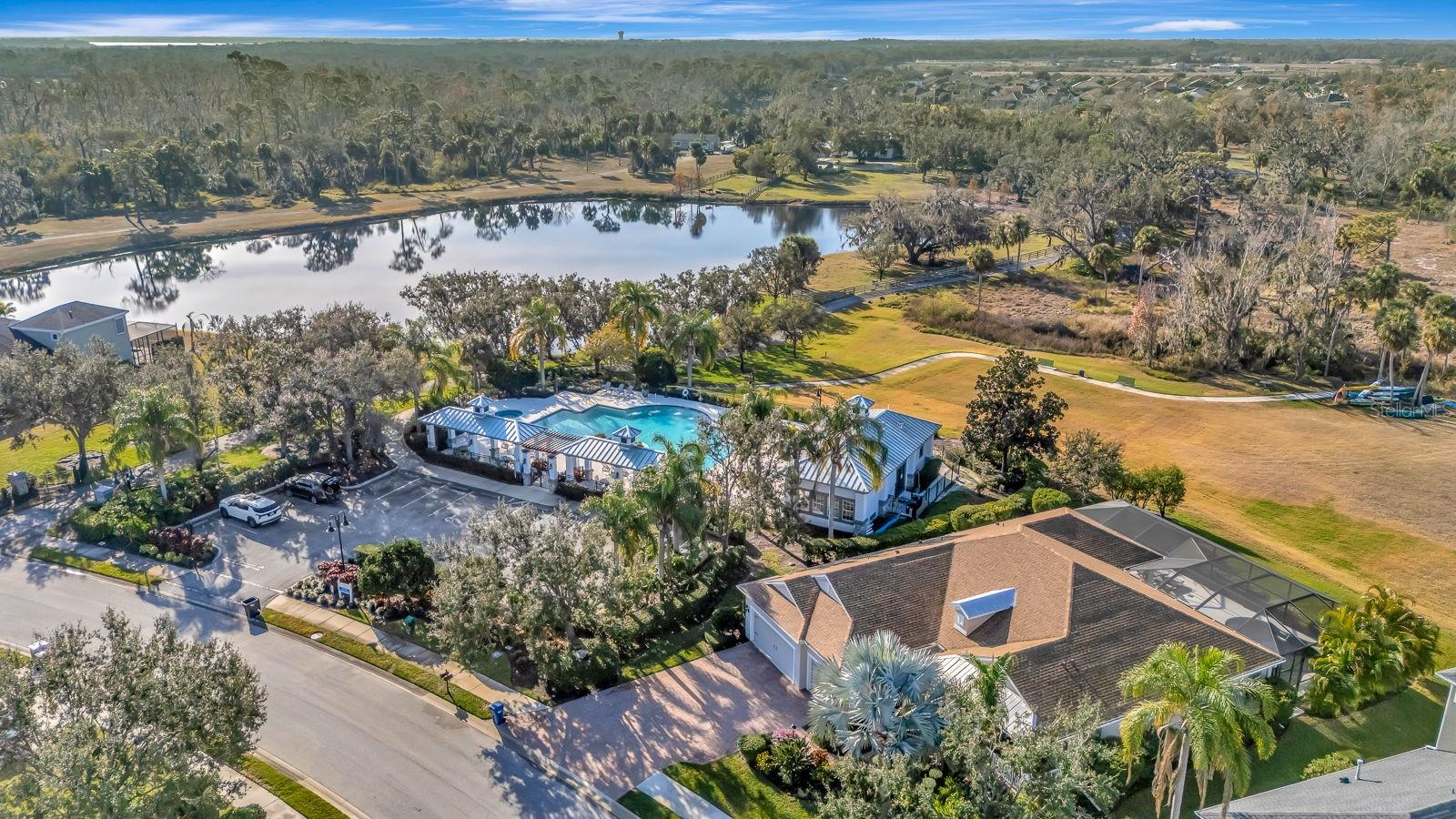 1484 HICKORY VIEW CIR