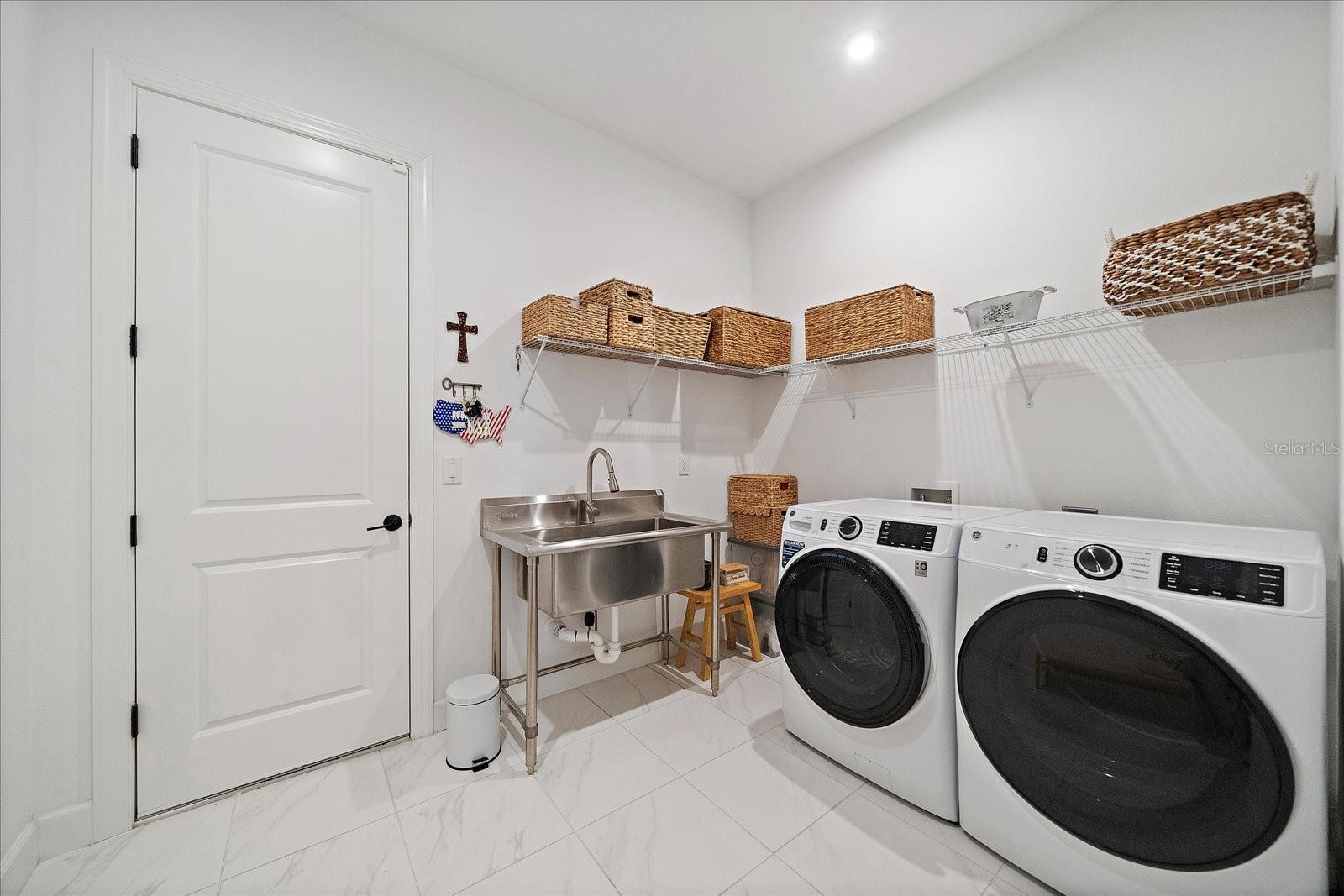 10193 MORNING MIST LN