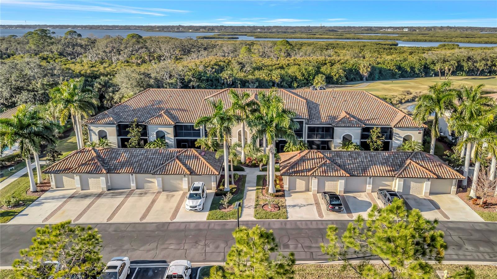 6807 GRAND ESTUARY TRL #102