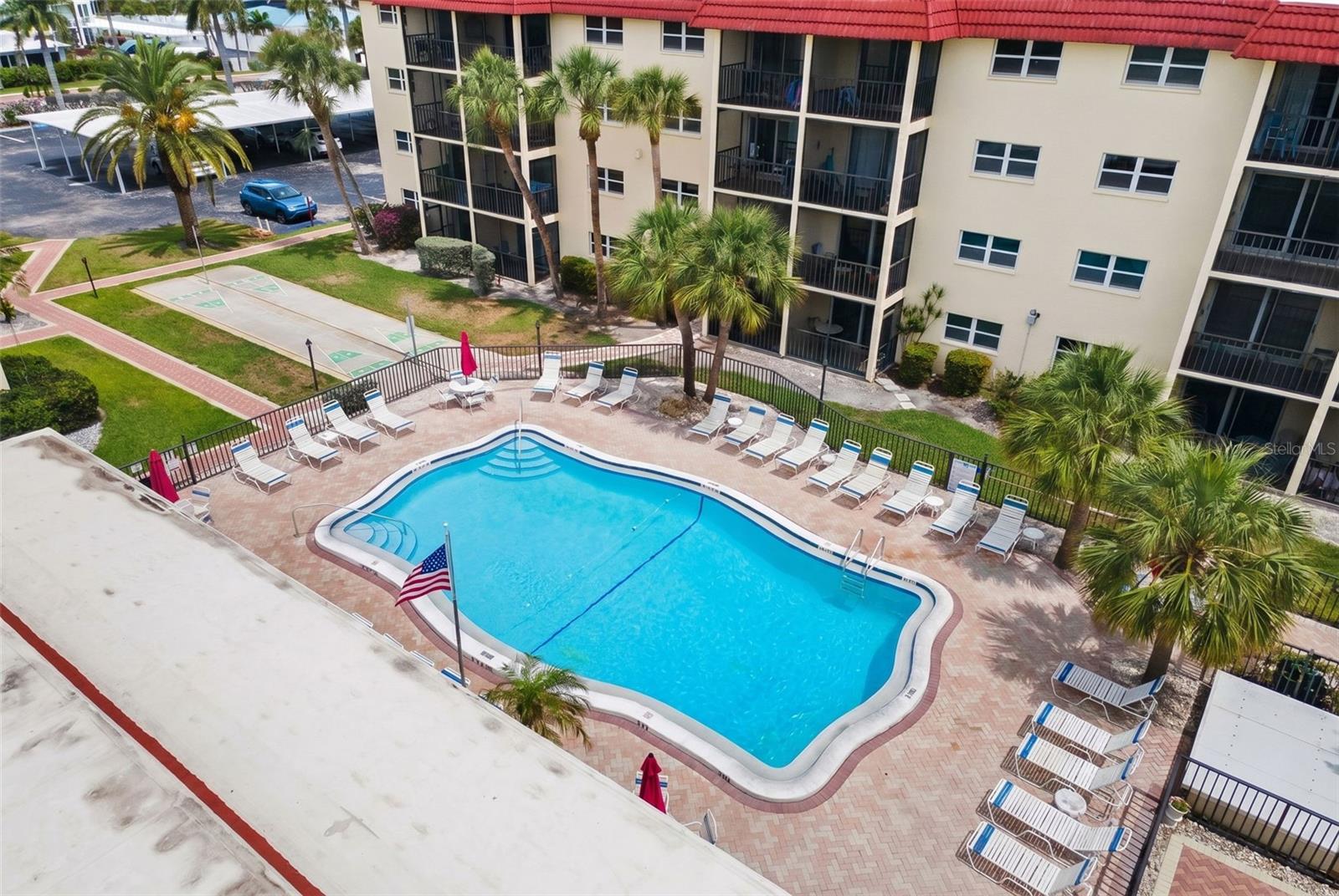 915 BEACH RD #318