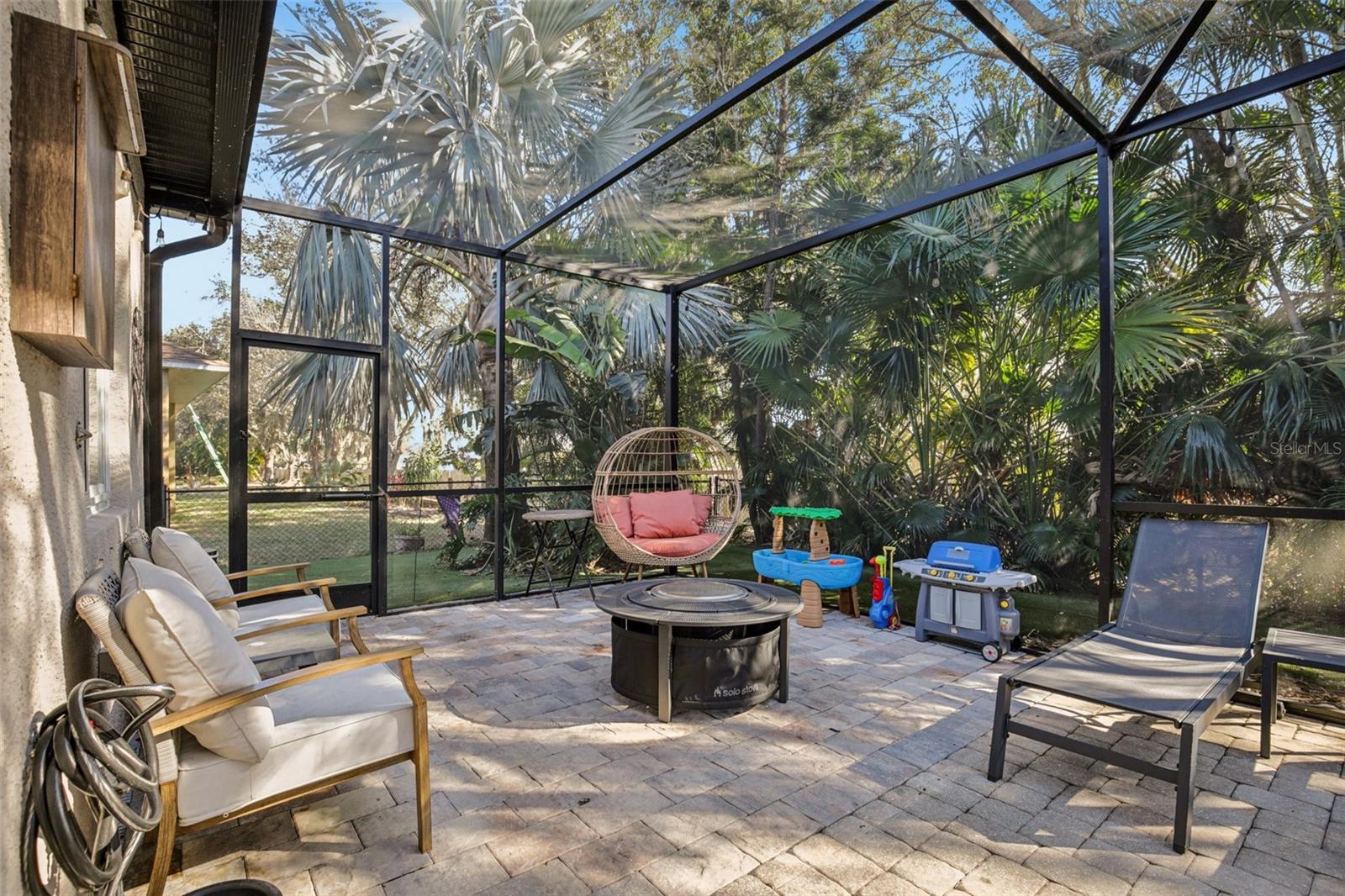 8348 47TH STREET CIR E