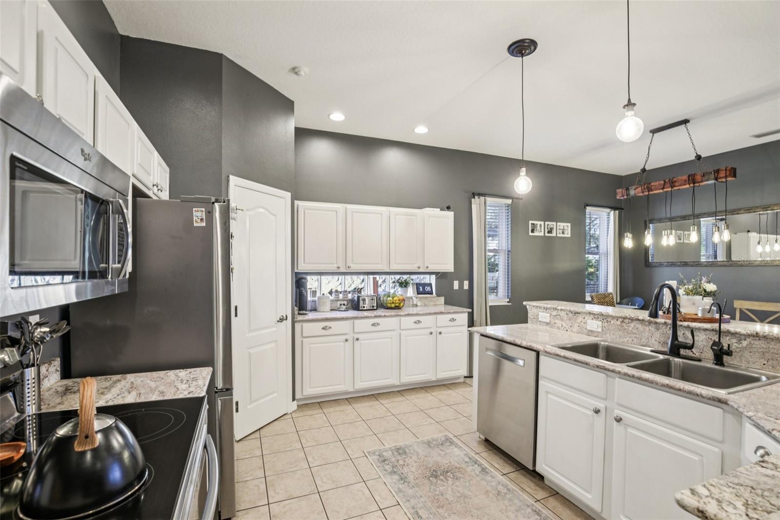 8348 47TH STREET CIR E