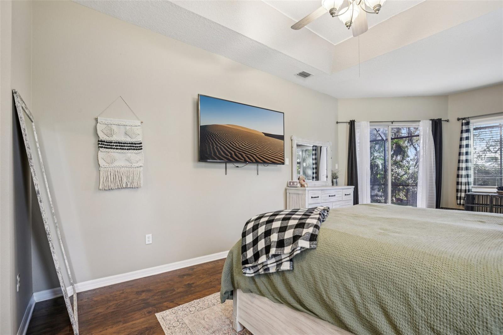 8348 47TH STREET CIR E