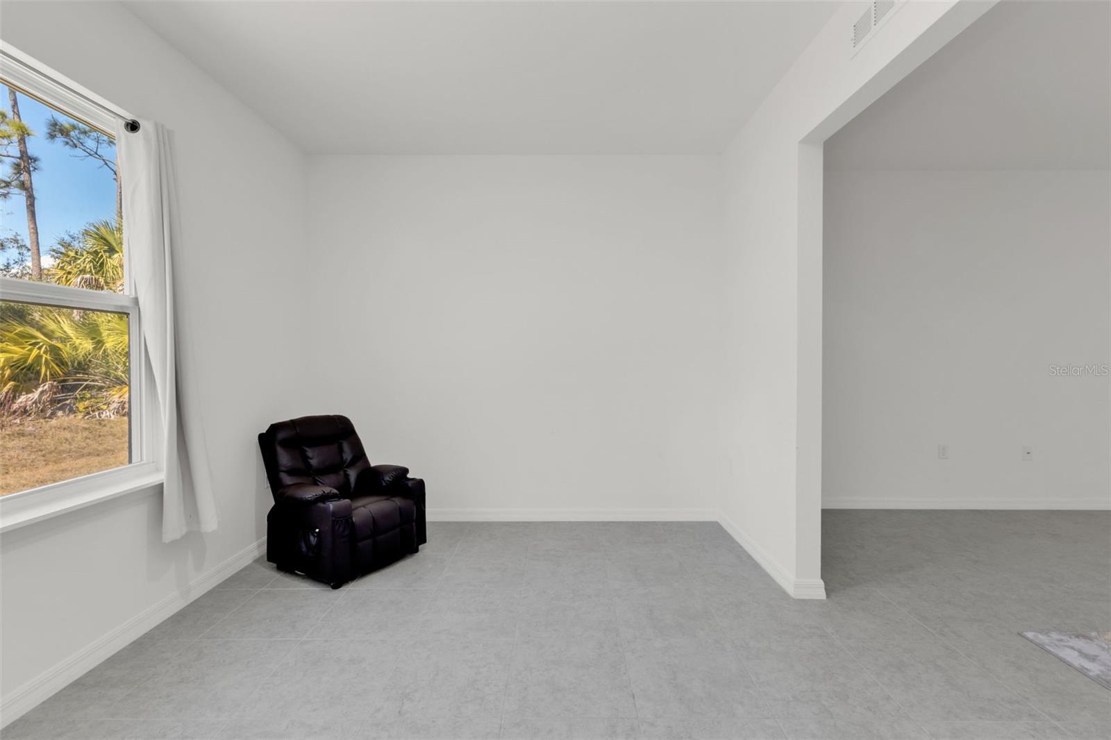 1111 S MCDUFF ST