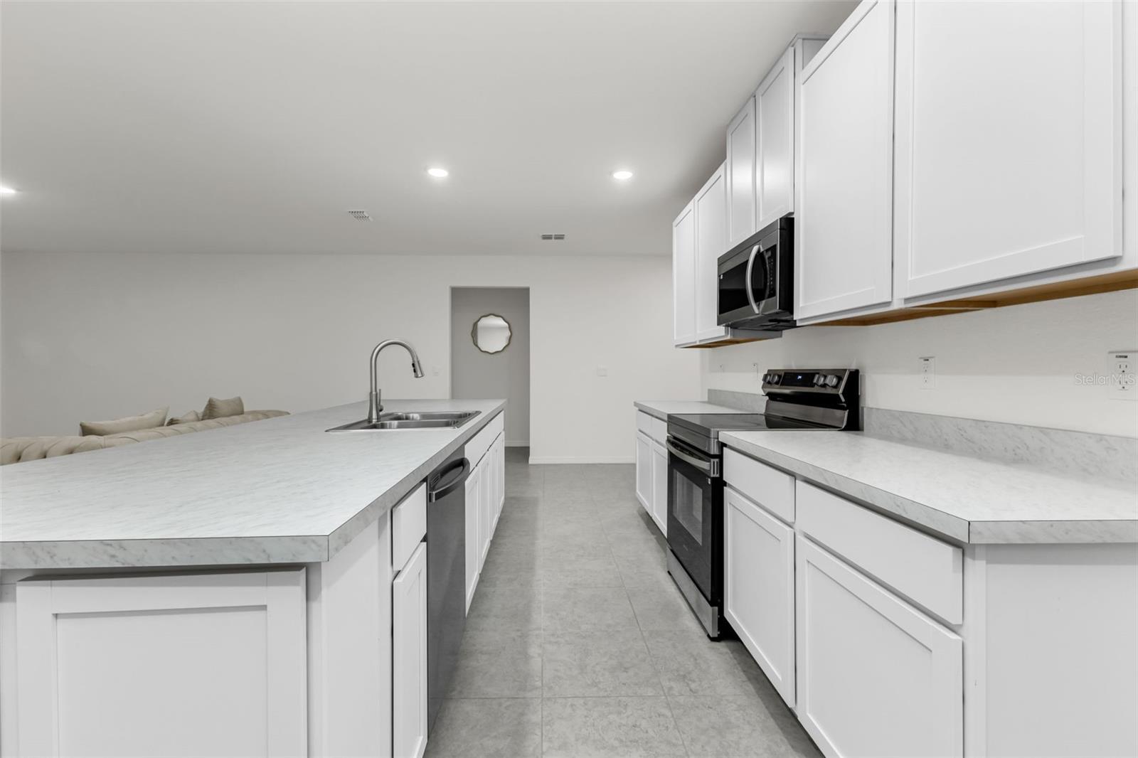 1111 S MCDUFF ST