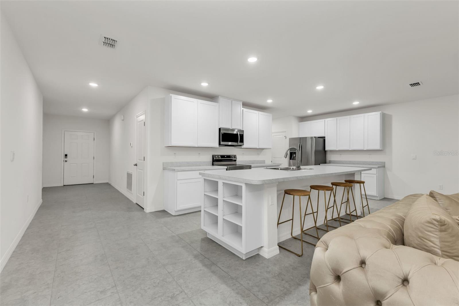 1111 S MCDUFF ST
