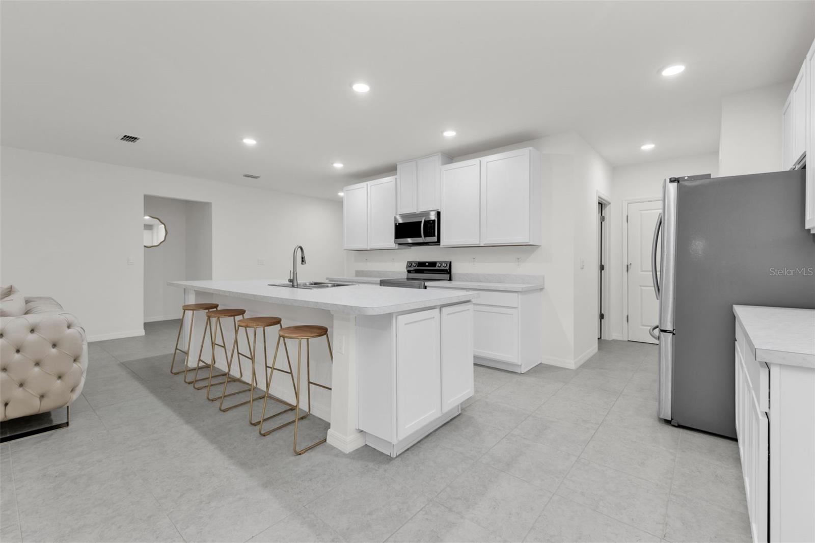 1111 S MCDUFF ST