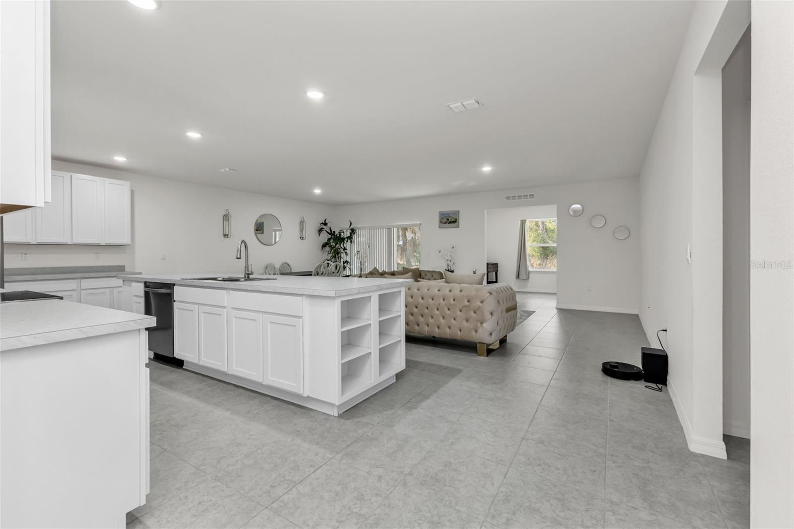 1111 S MCDUFF ST
