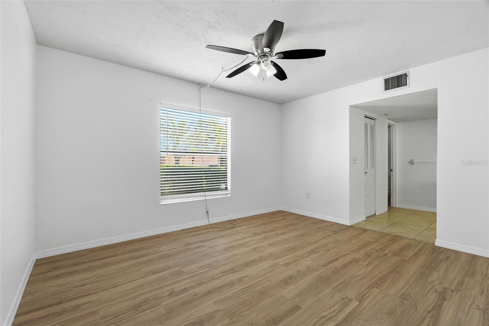 6320 7TH AVE W