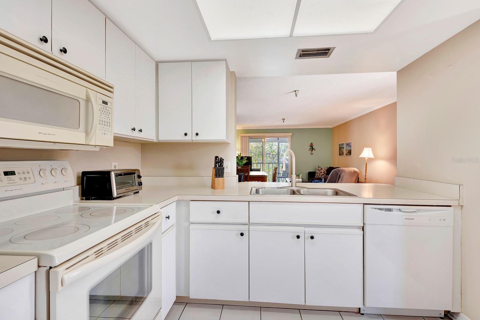 6304 POINTE WEST BLVD #A306