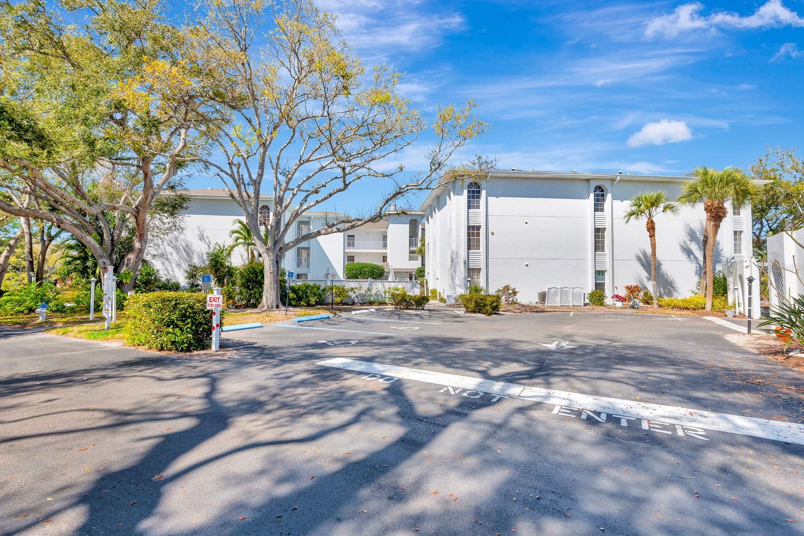 6304 POINTE WEST BLVD #A306