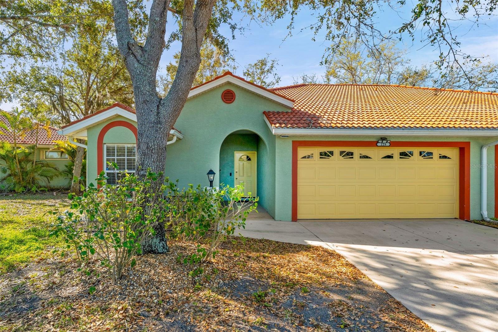 228 51ST STREET CIR E