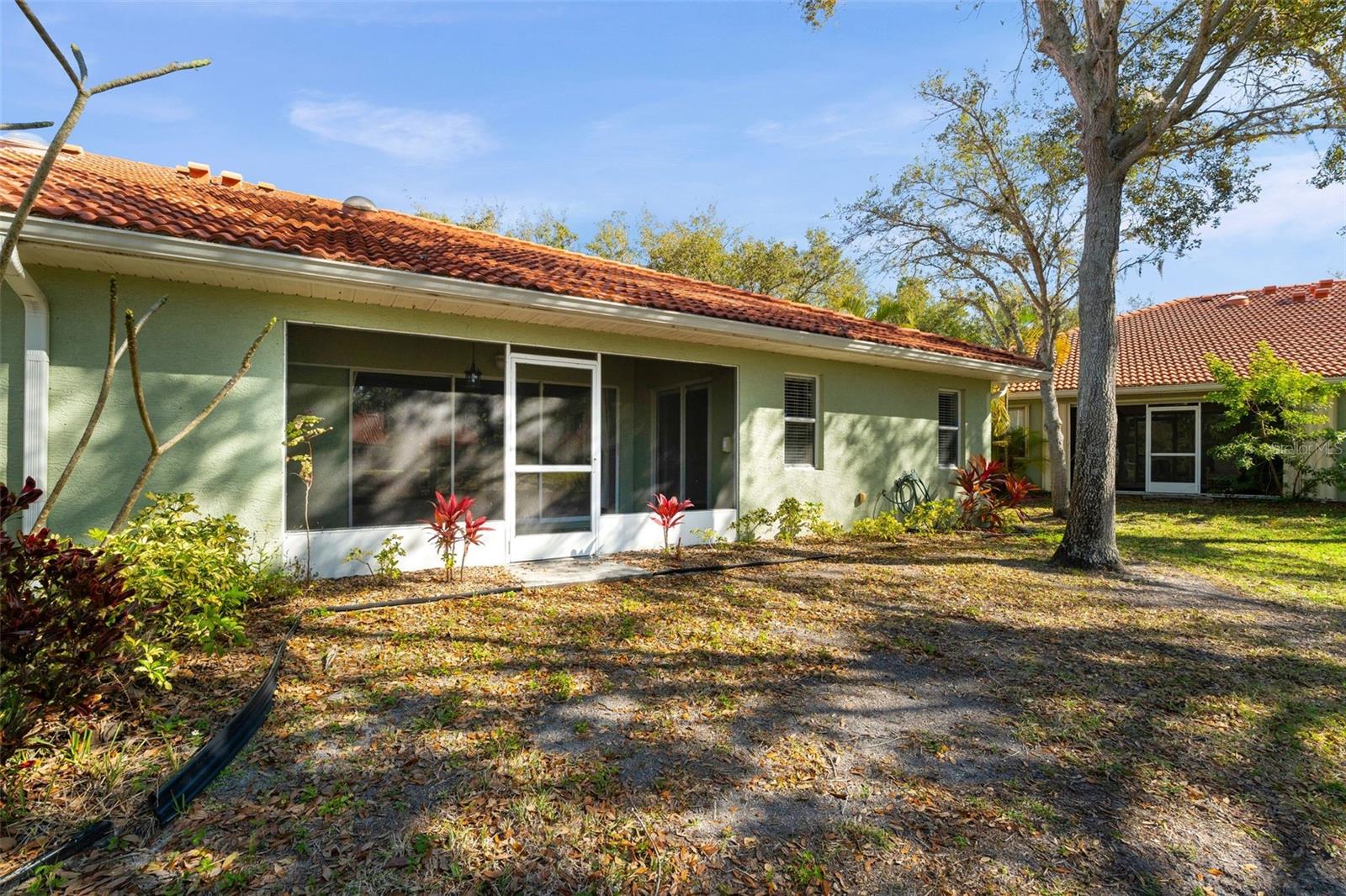 228 51ST STREET CIR E