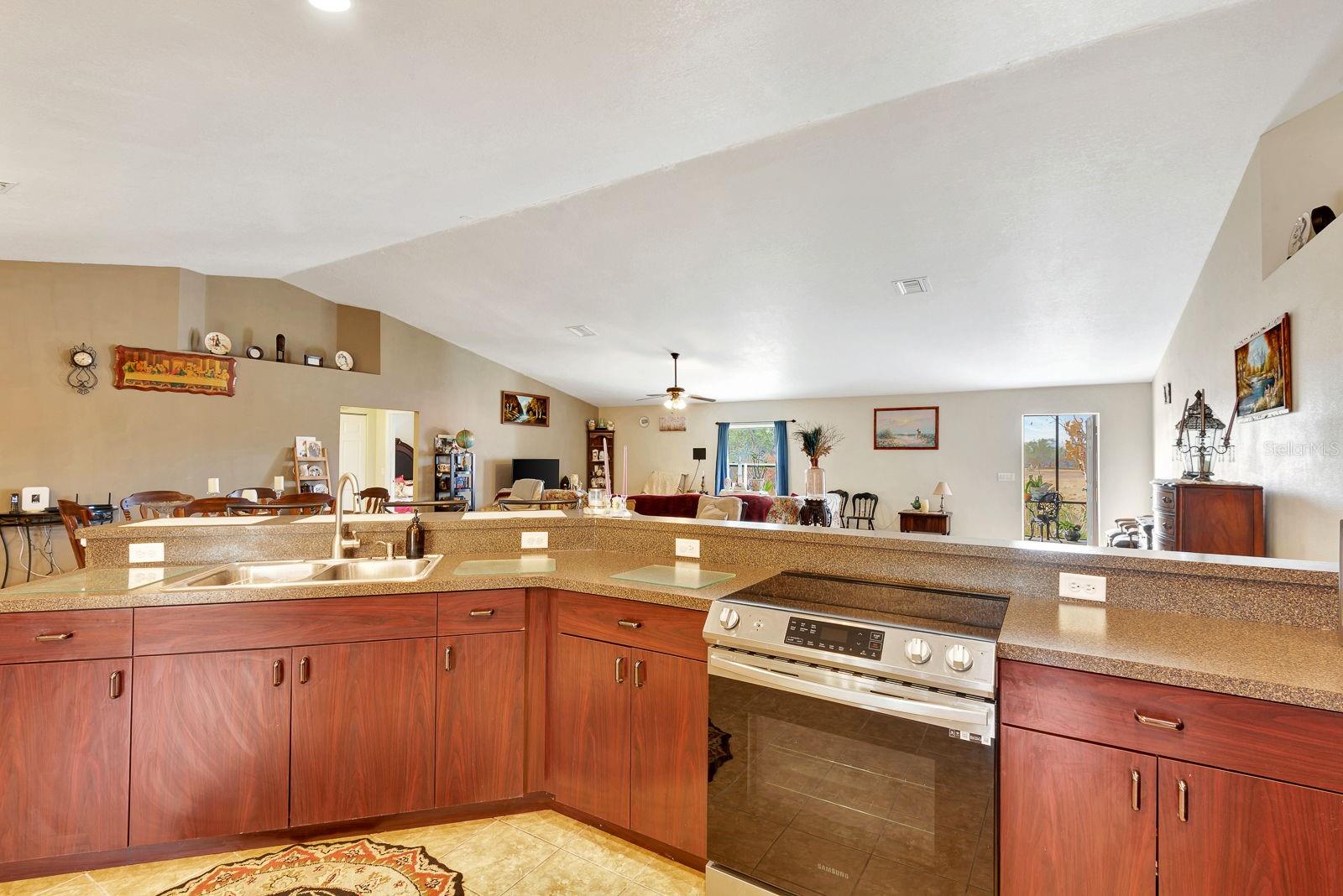 33425 STATE ROAD 70 E