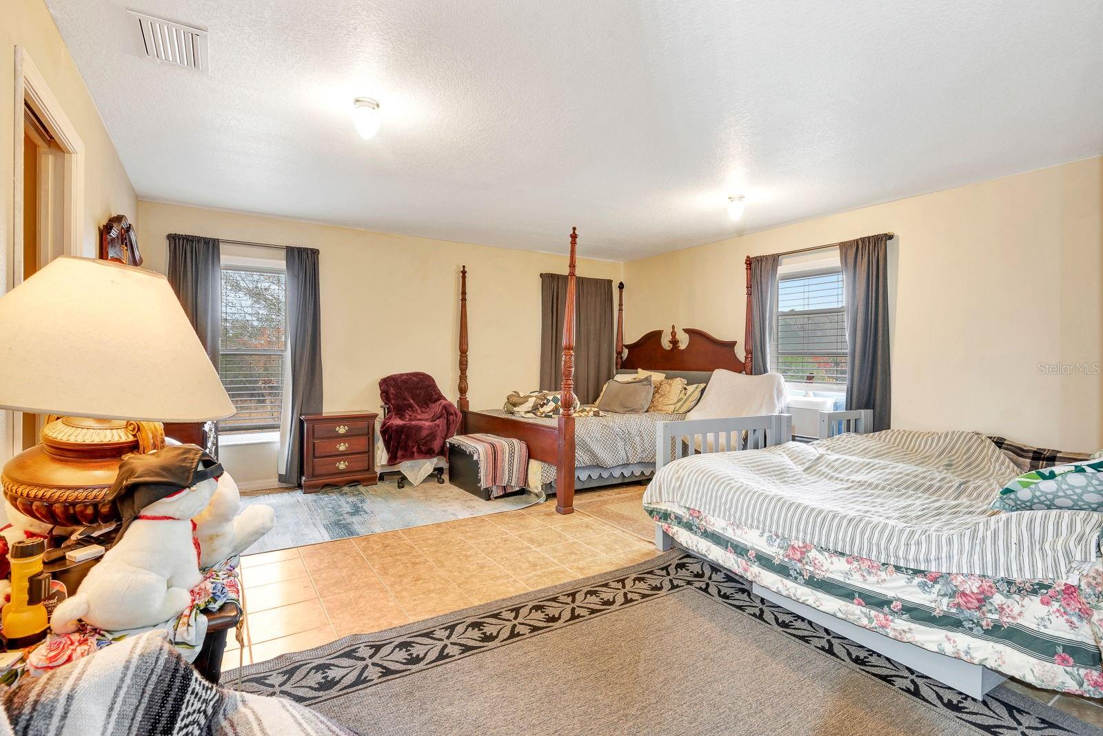 33425 STATE ROAD 70 E