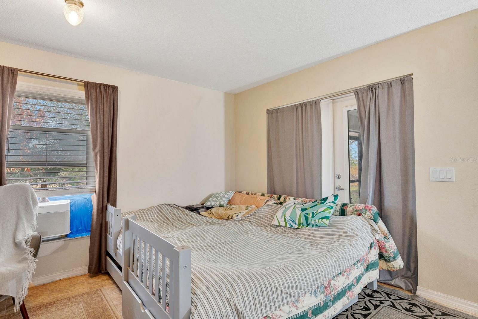 33425 STATE ROAD 70 E