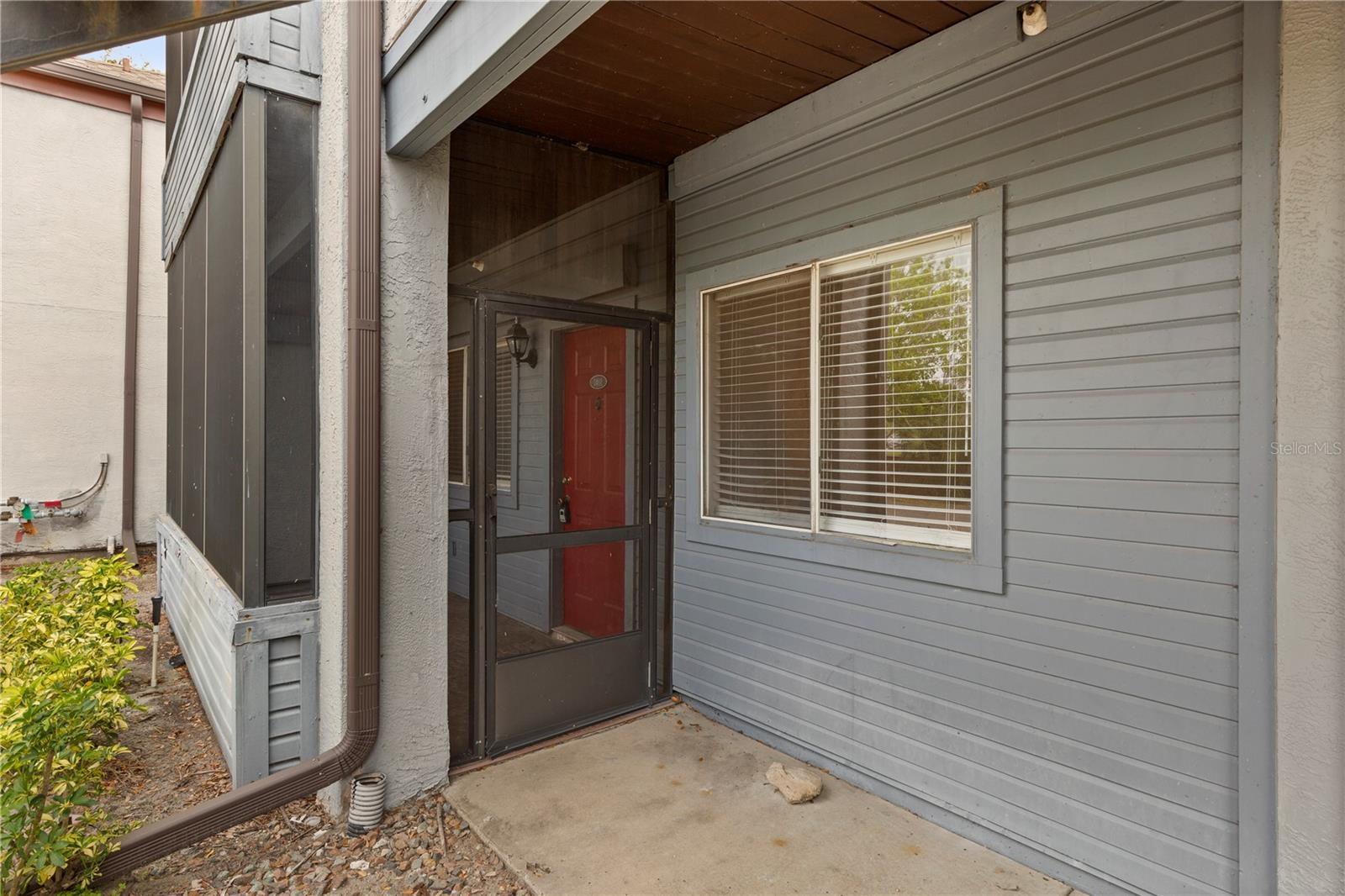 10265 GANDY BLVD N #1401