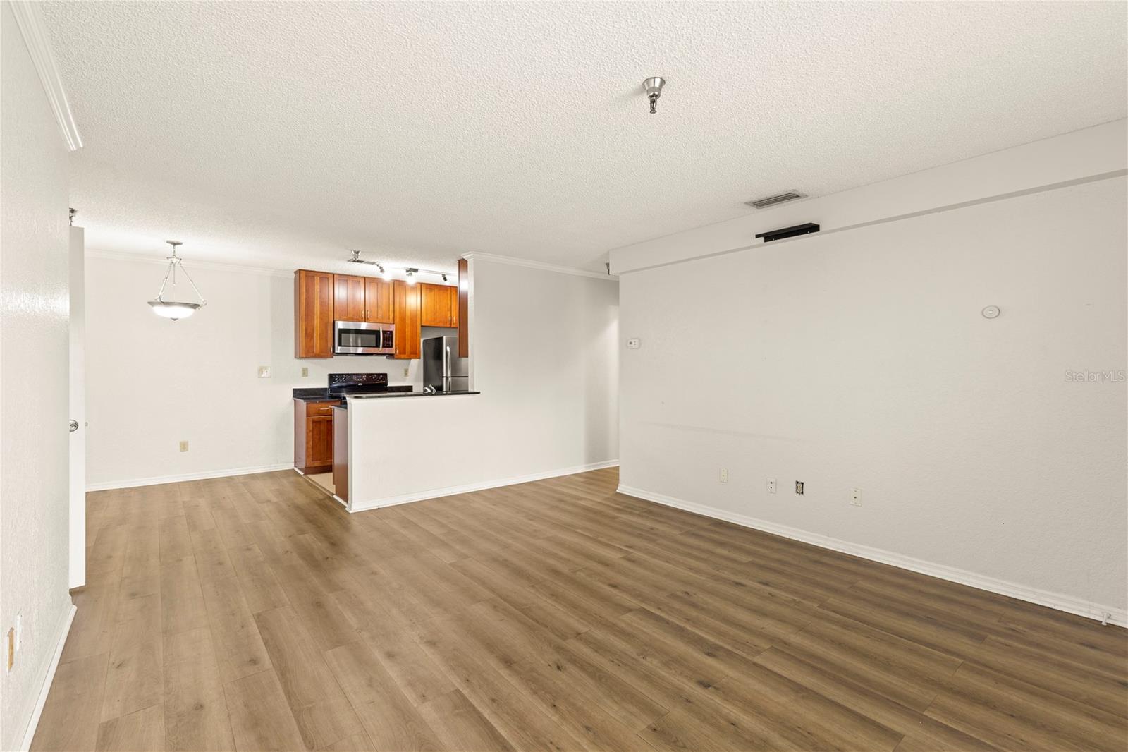 10265 GANDY BLVD N #1401