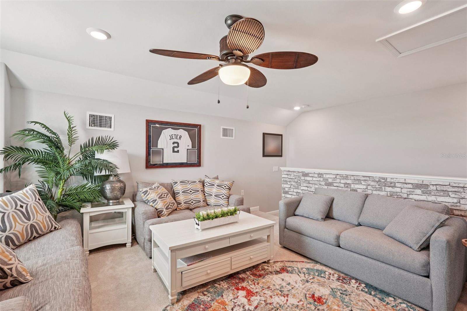 11904 PEBBLE DR