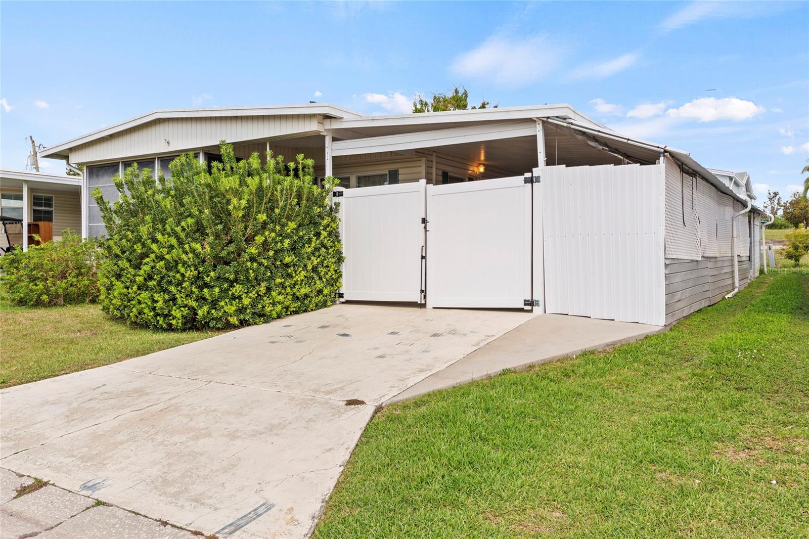 4404 12TH STREET CT E