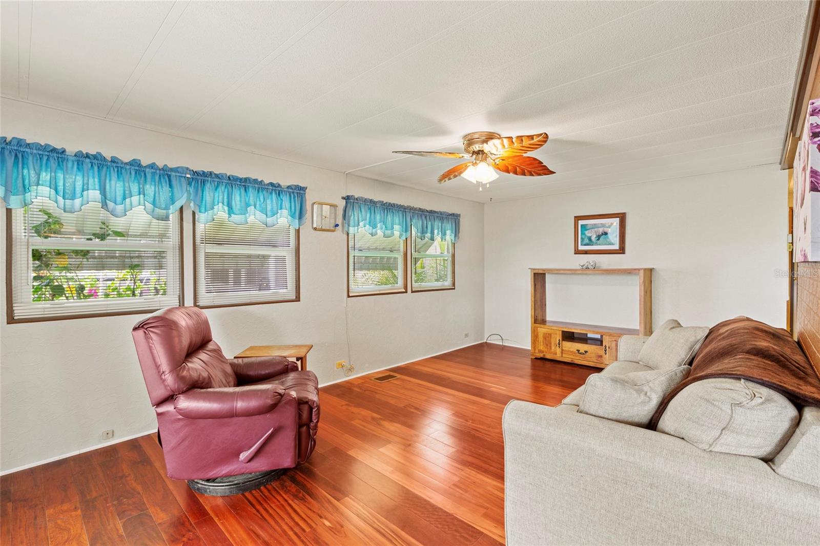 4404 12TH STREET CT E