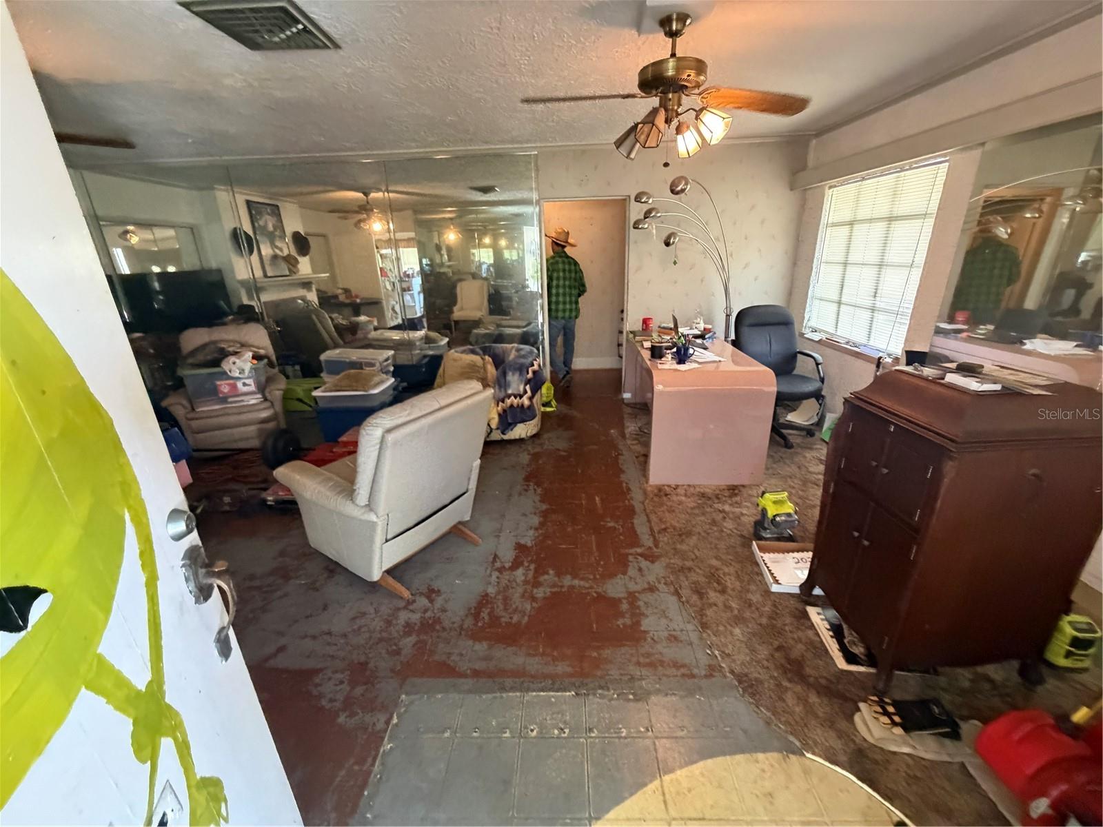 705 33RD STREET CT W #A