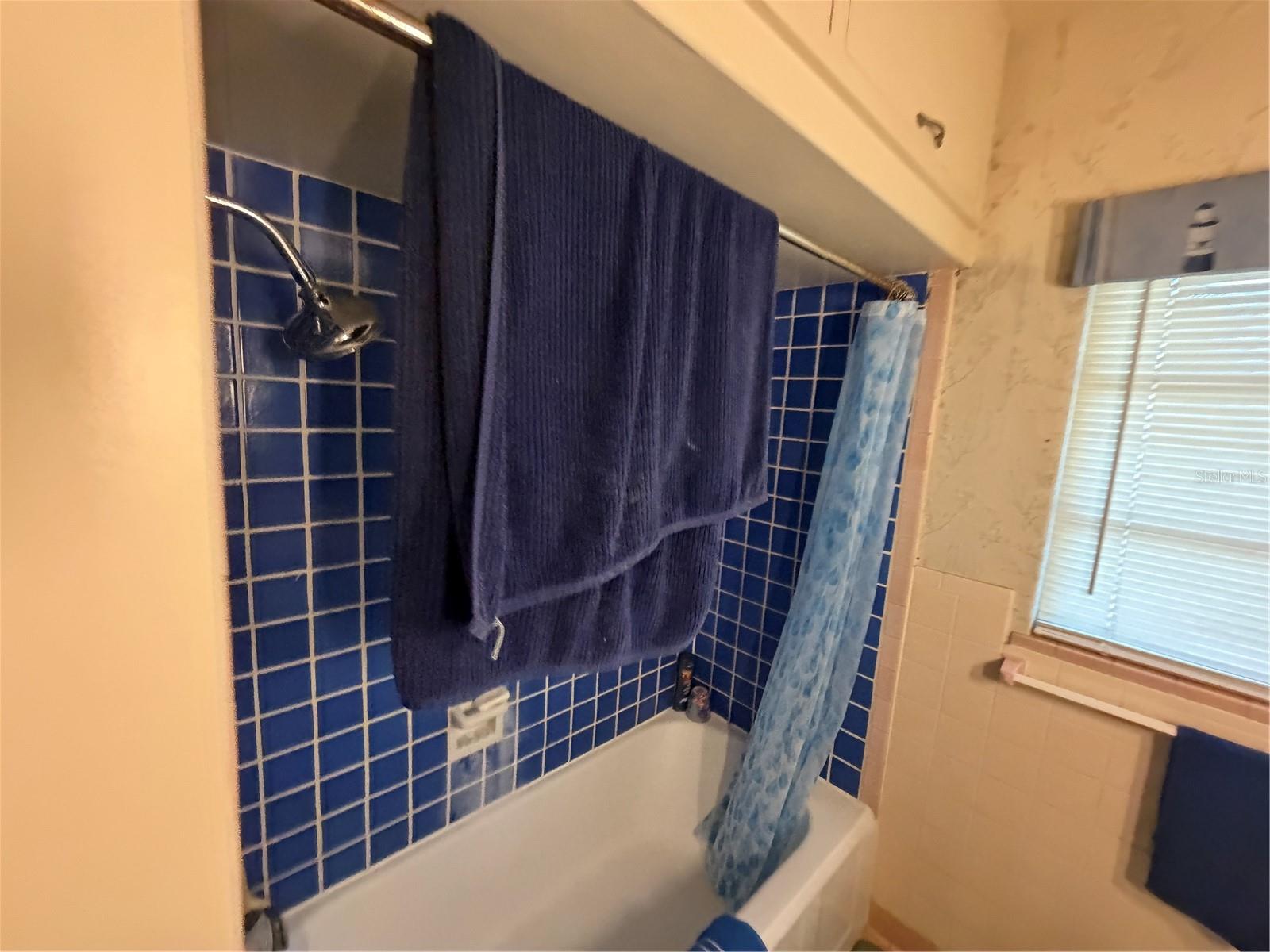 705 33RD STREET CT W #A