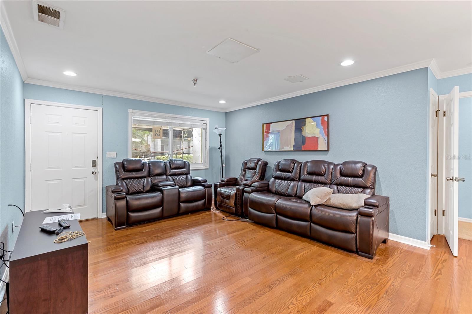 10265 GANDY BLVD N #813