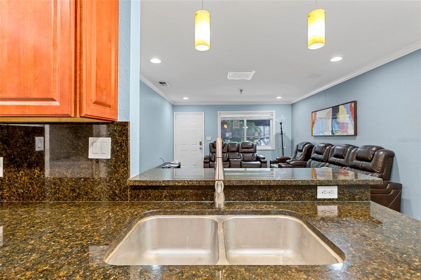 10265 GANDY BLVD N #813