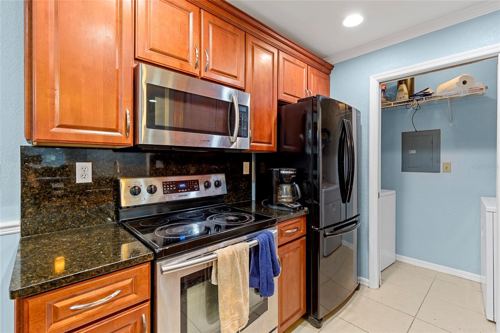 10265 GANDY BLVD N #813