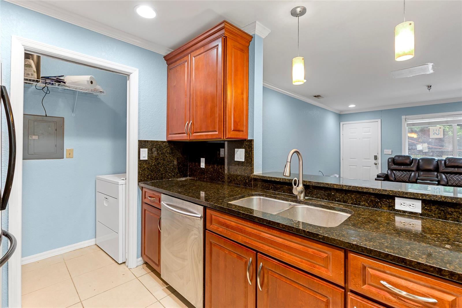 10265 GANDY BLVD N #813