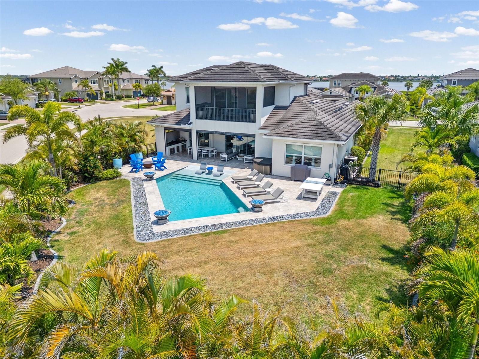 1256 TYNE LN