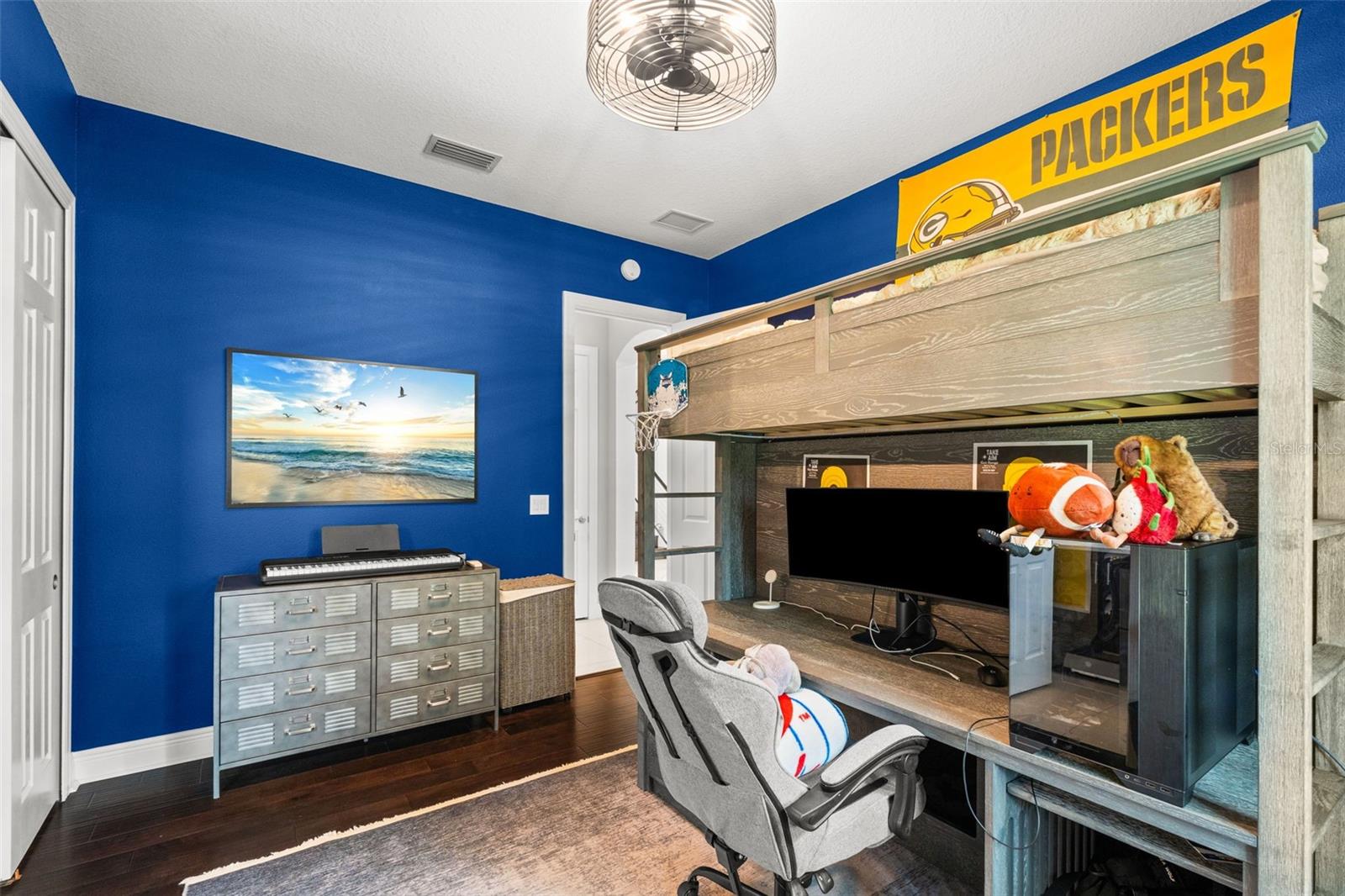 1256 TYNE LN