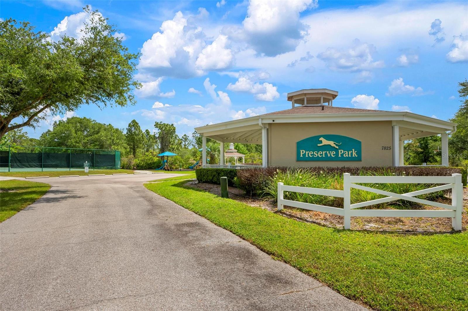 22610 NIGHT HERON WAY