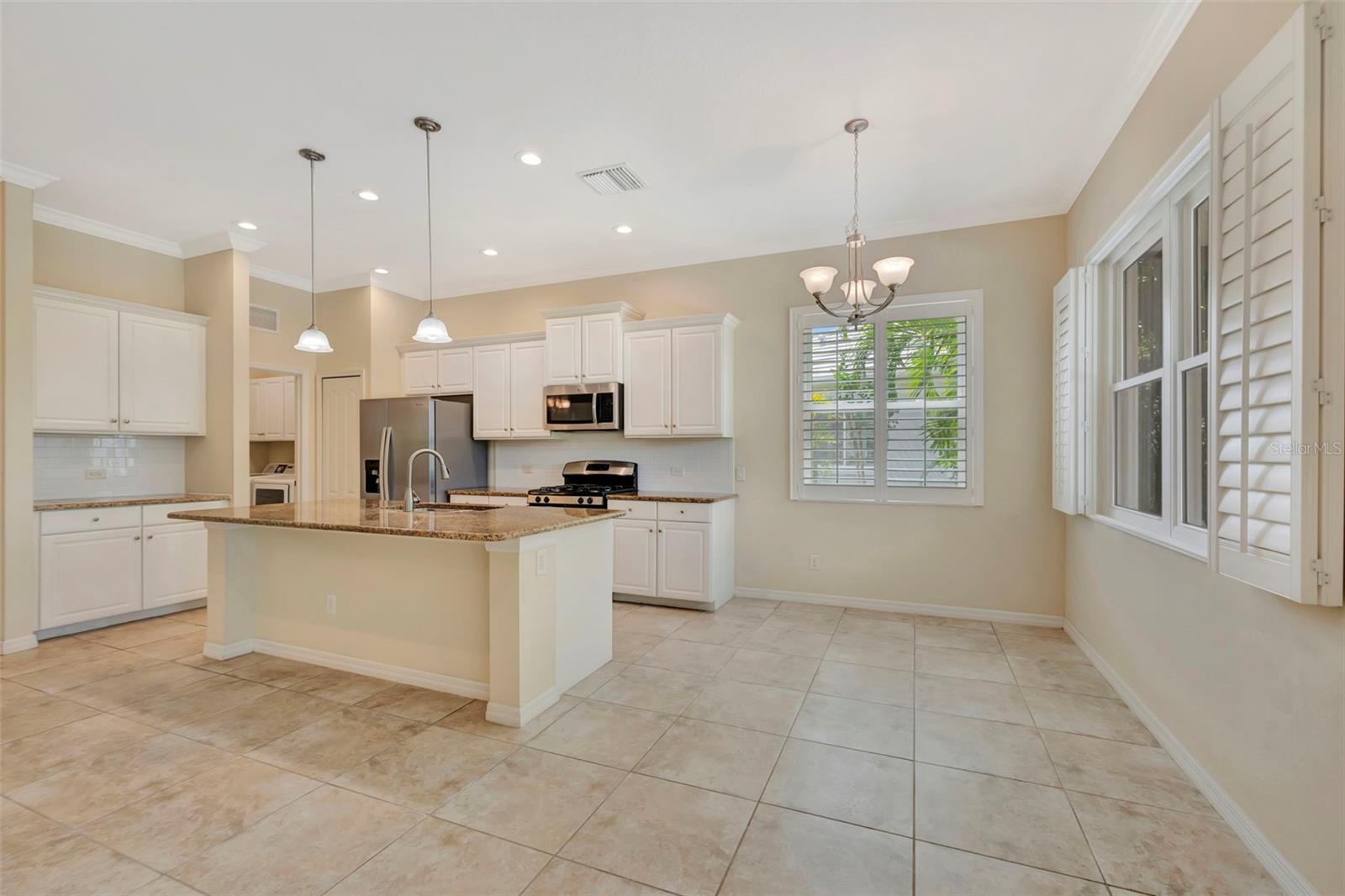 14435 WHITEMOSS TER