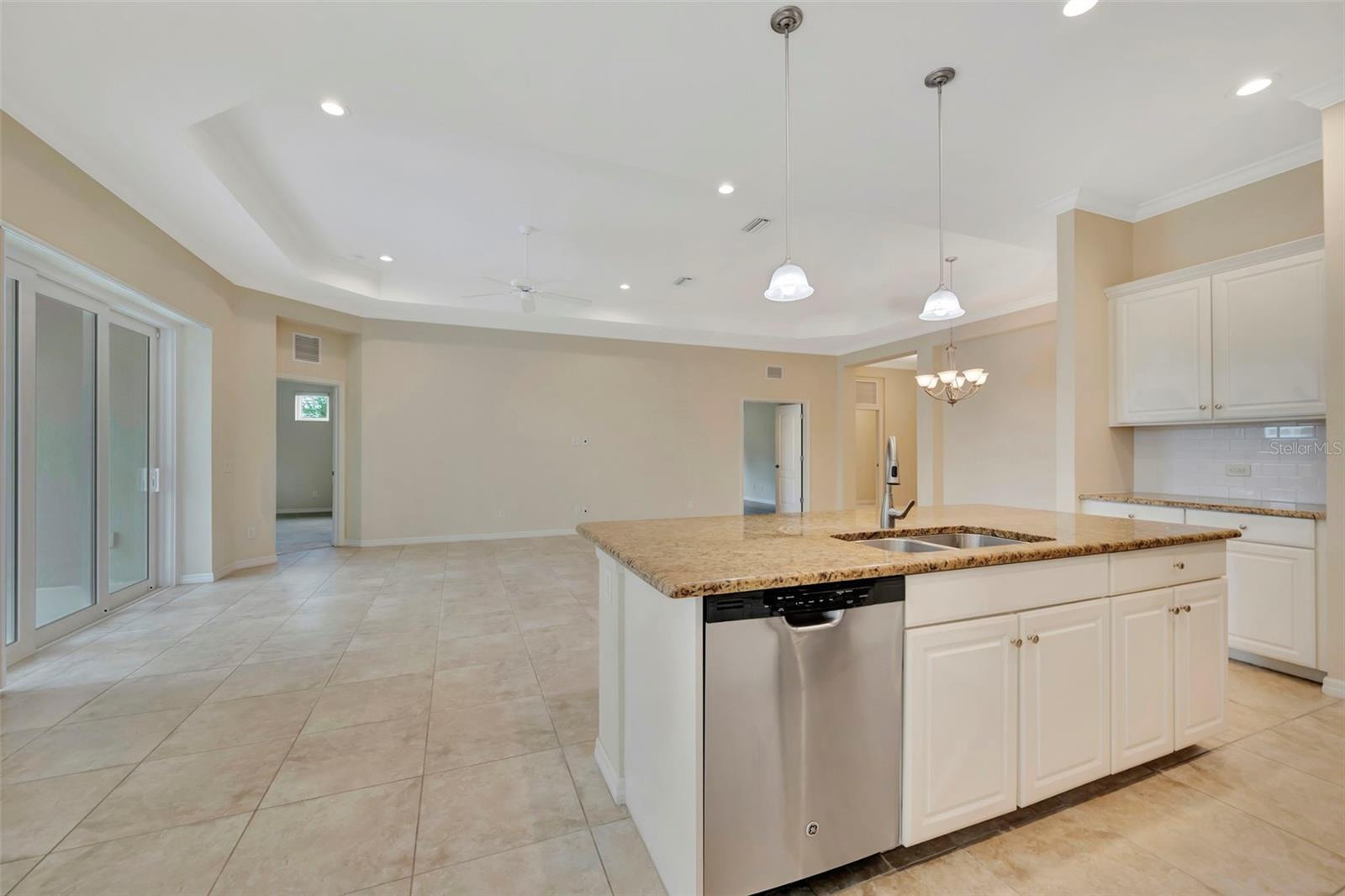 14435 WHITEMOSS TER