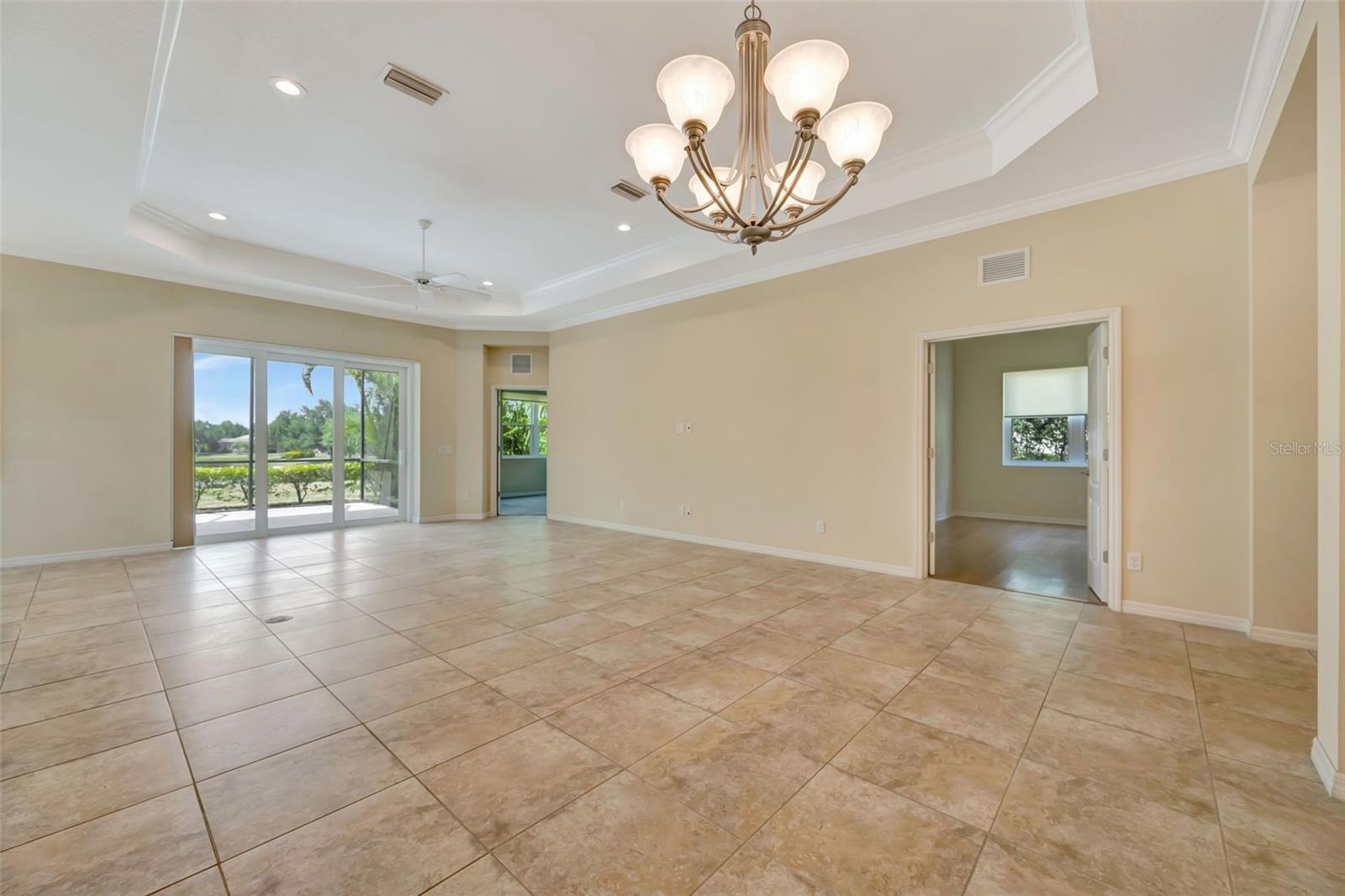 14435 WHITEMOSS TER