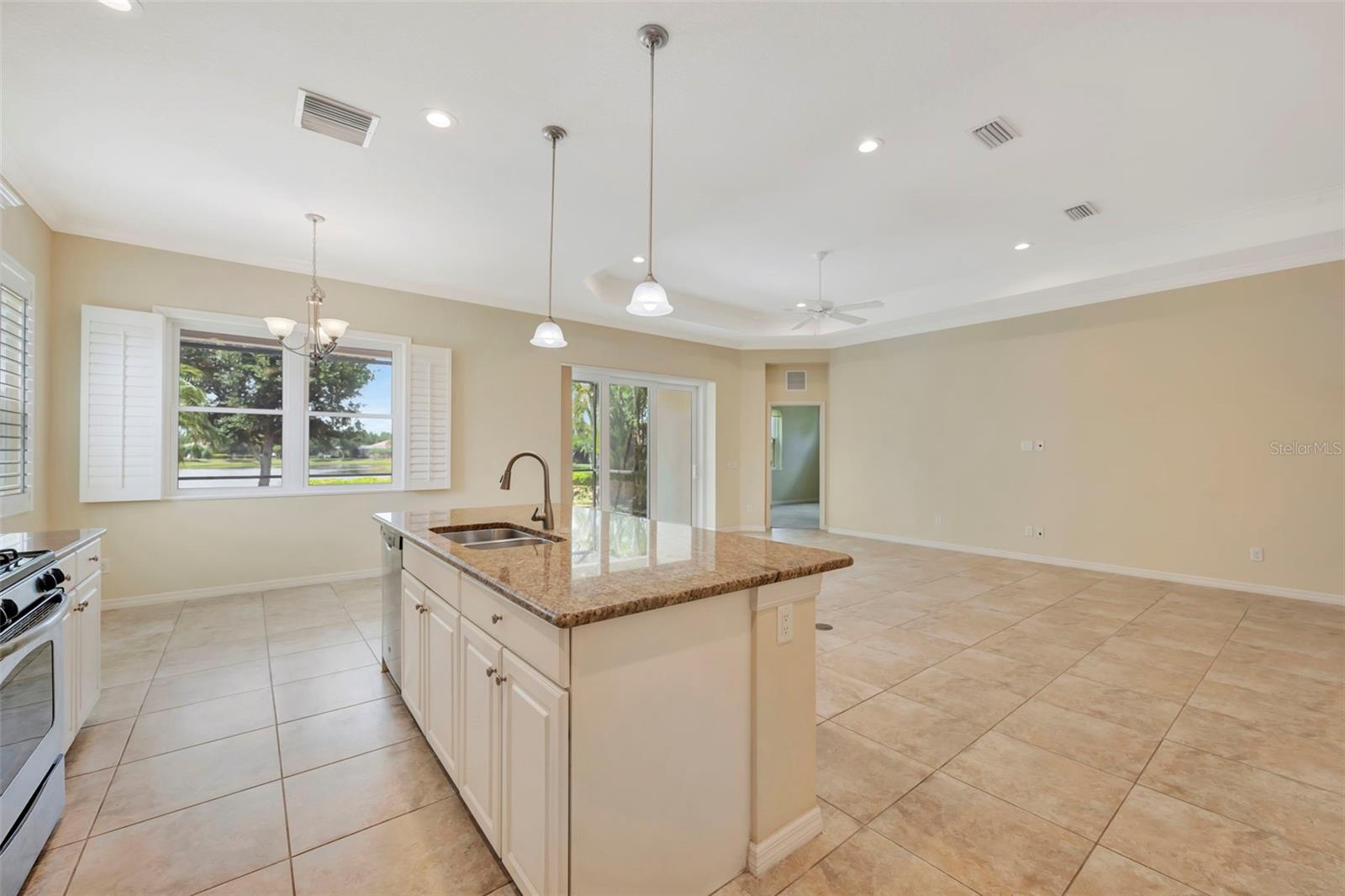 14435 WHITEMOSS TER