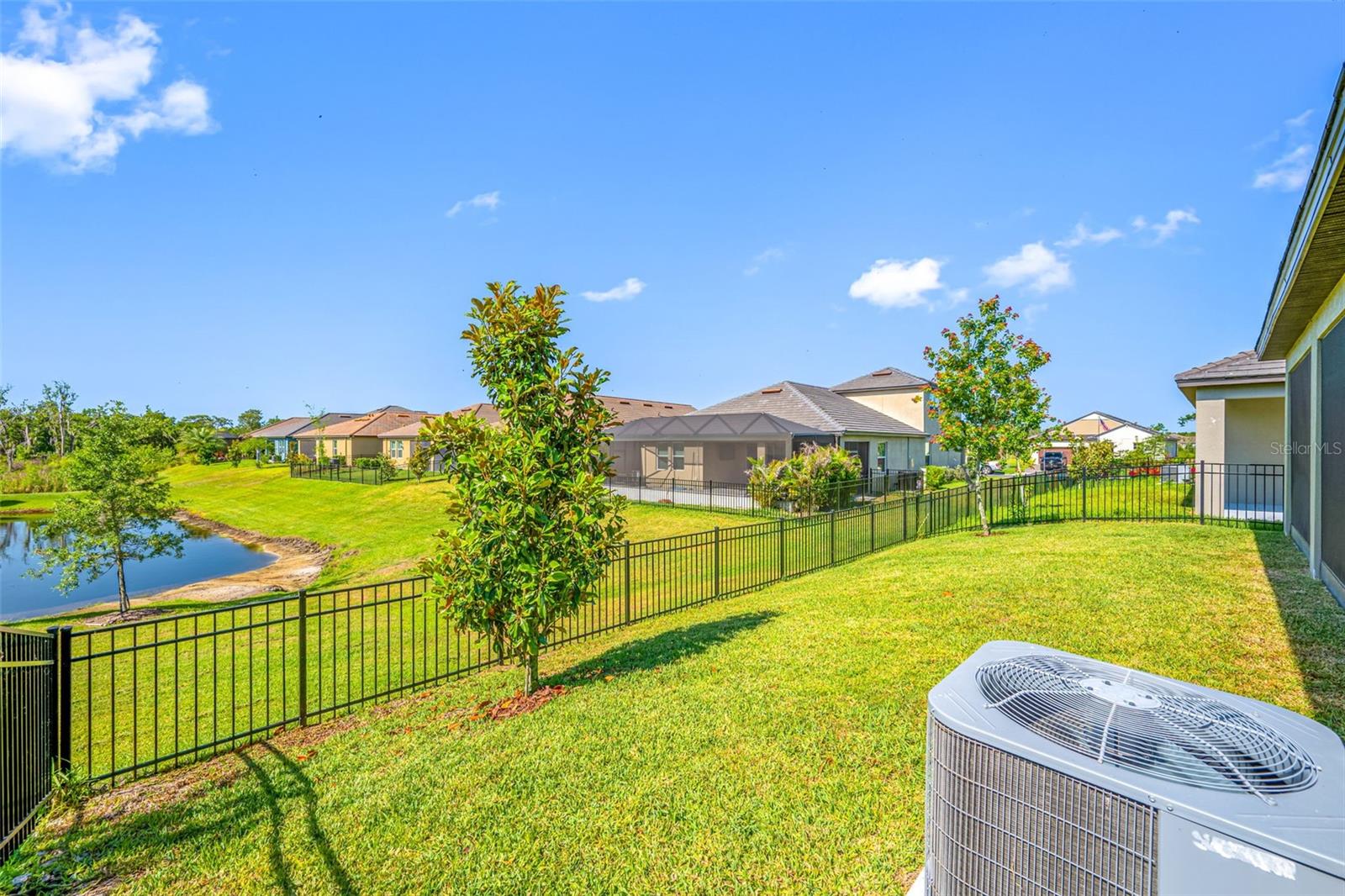 14325 17TH CT E