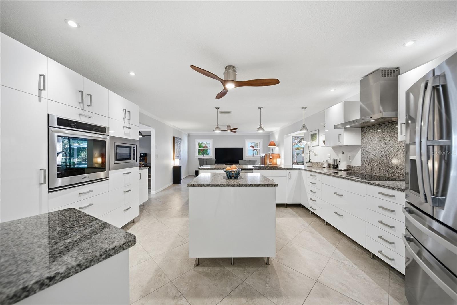 8304 12TH AVENUE DR NW