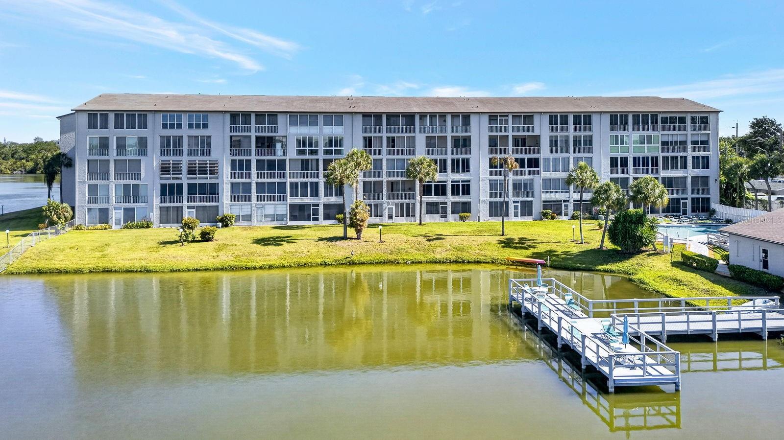 3344 LAKE BAYSHORE DR #P205