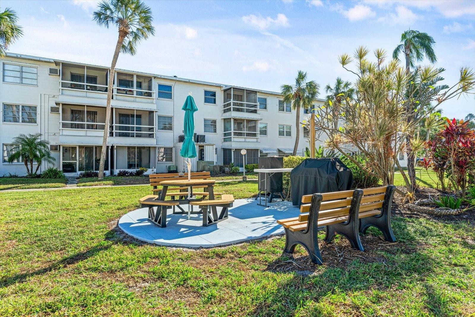 2326 CANAL DR #G25