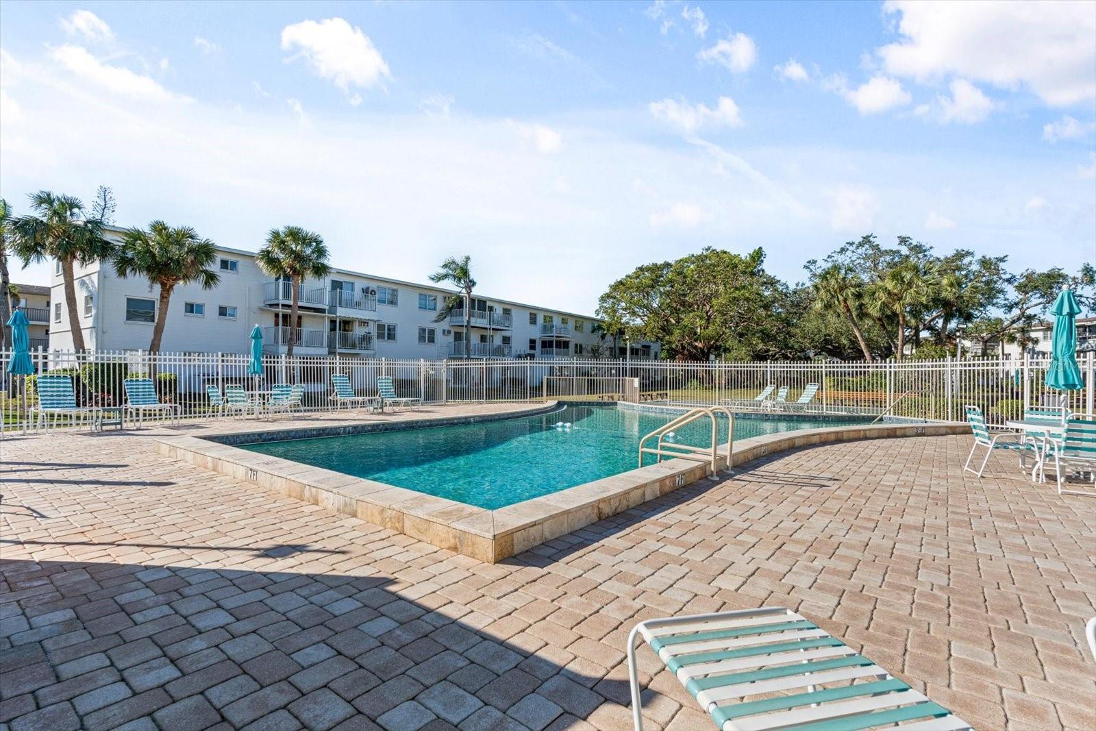 2326 CANAL DR #G25