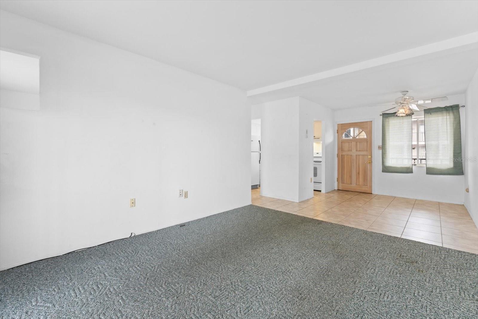2326 CANAL DR #G25